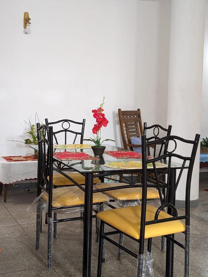 Shiranthi Guest House ラジャジリヤ エクステリア 写真
